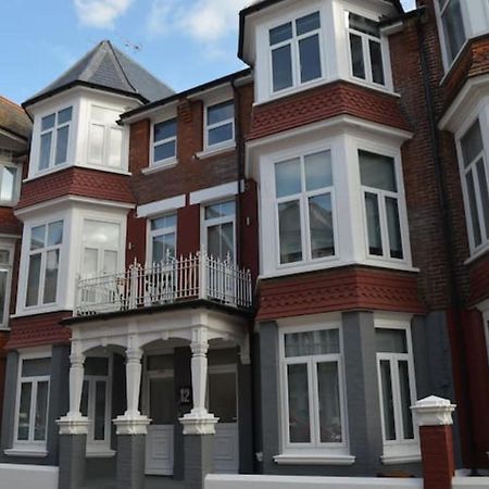 Pier12 Apartment Истборн Екстериор снимка