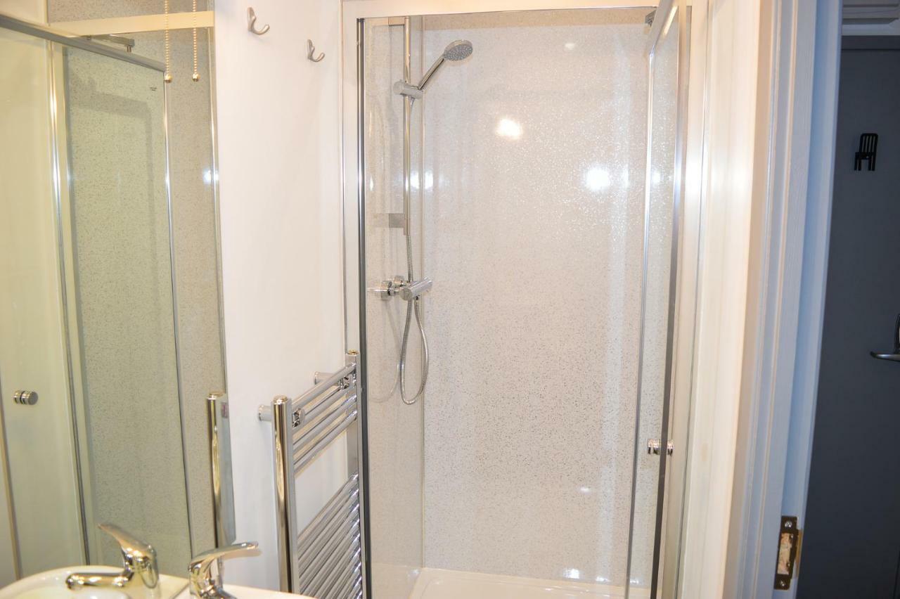 Pier12 Apartment Истборн Екстериор снимка